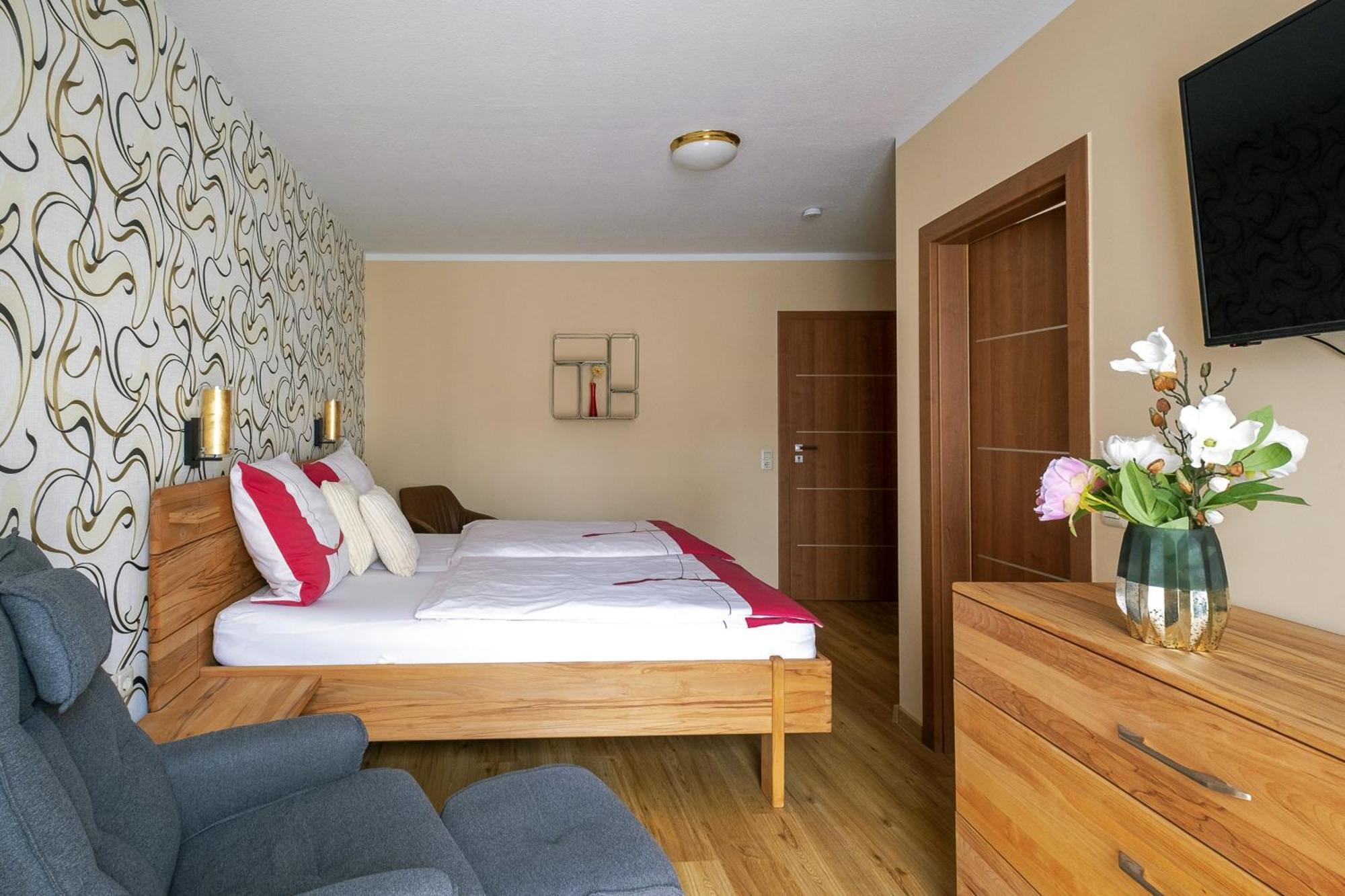 Alt Wehlheiden Hotel Касел Екстериор снимка